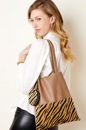 PU-Shopper im halben Zebradruck mit kleinen Beuteln Beige Polyurethan h5 Bild3